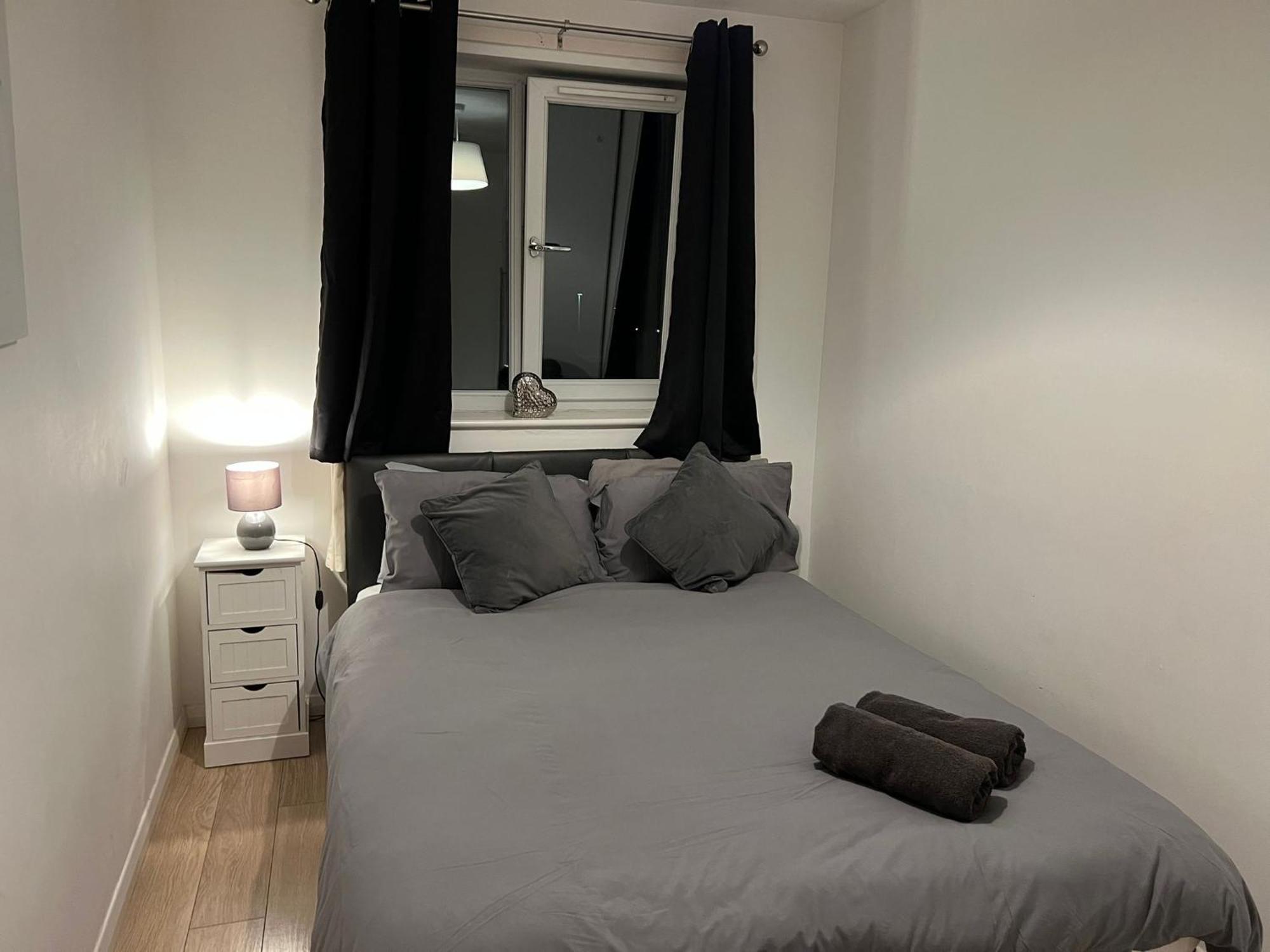 Walnut Apartments Сканторп Екстер'єр фото